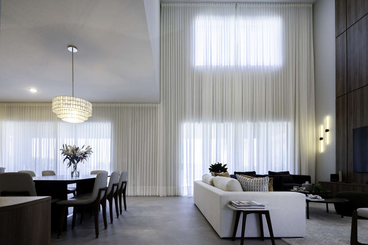 Orlando florida luxury curtains installation